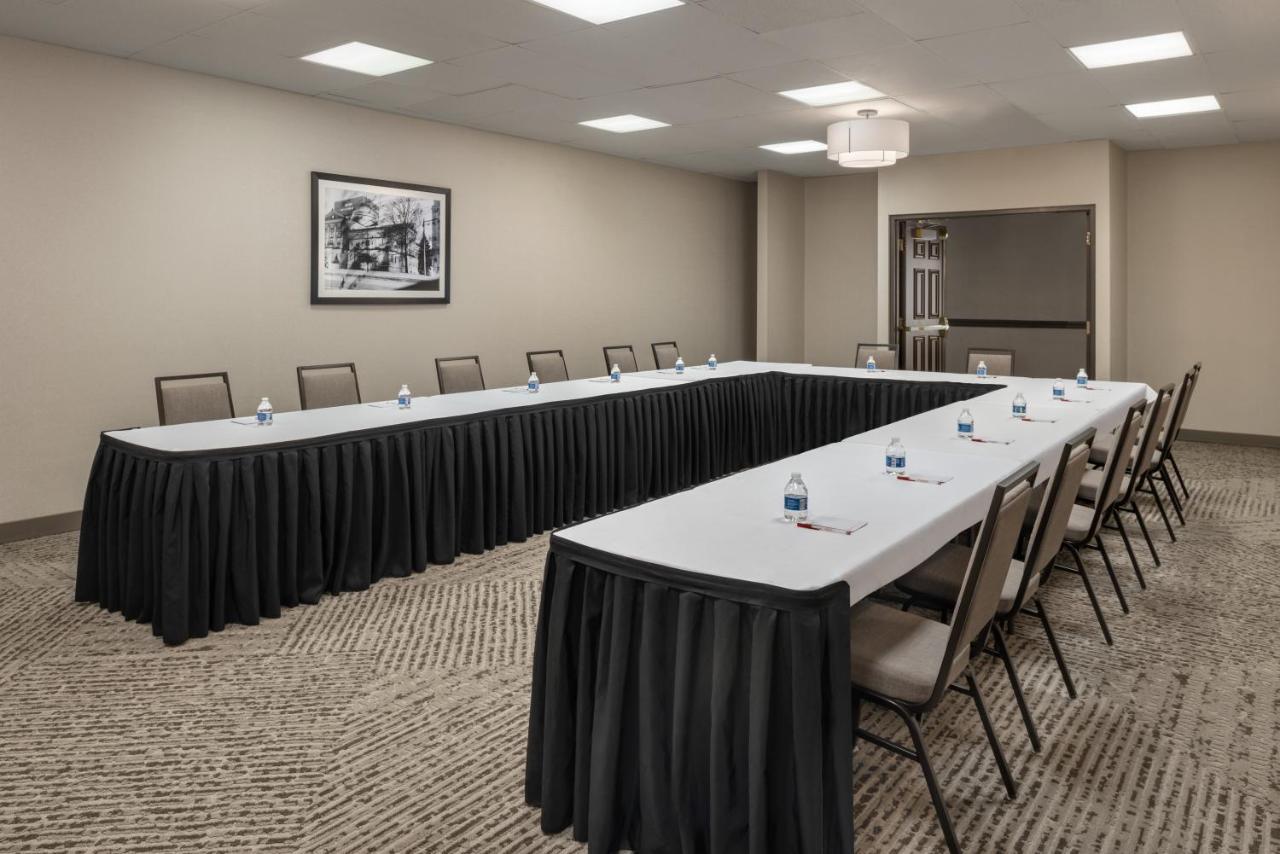 The Clover Hotel, Ascend Hotel Collection South Bend Bagian luar foto