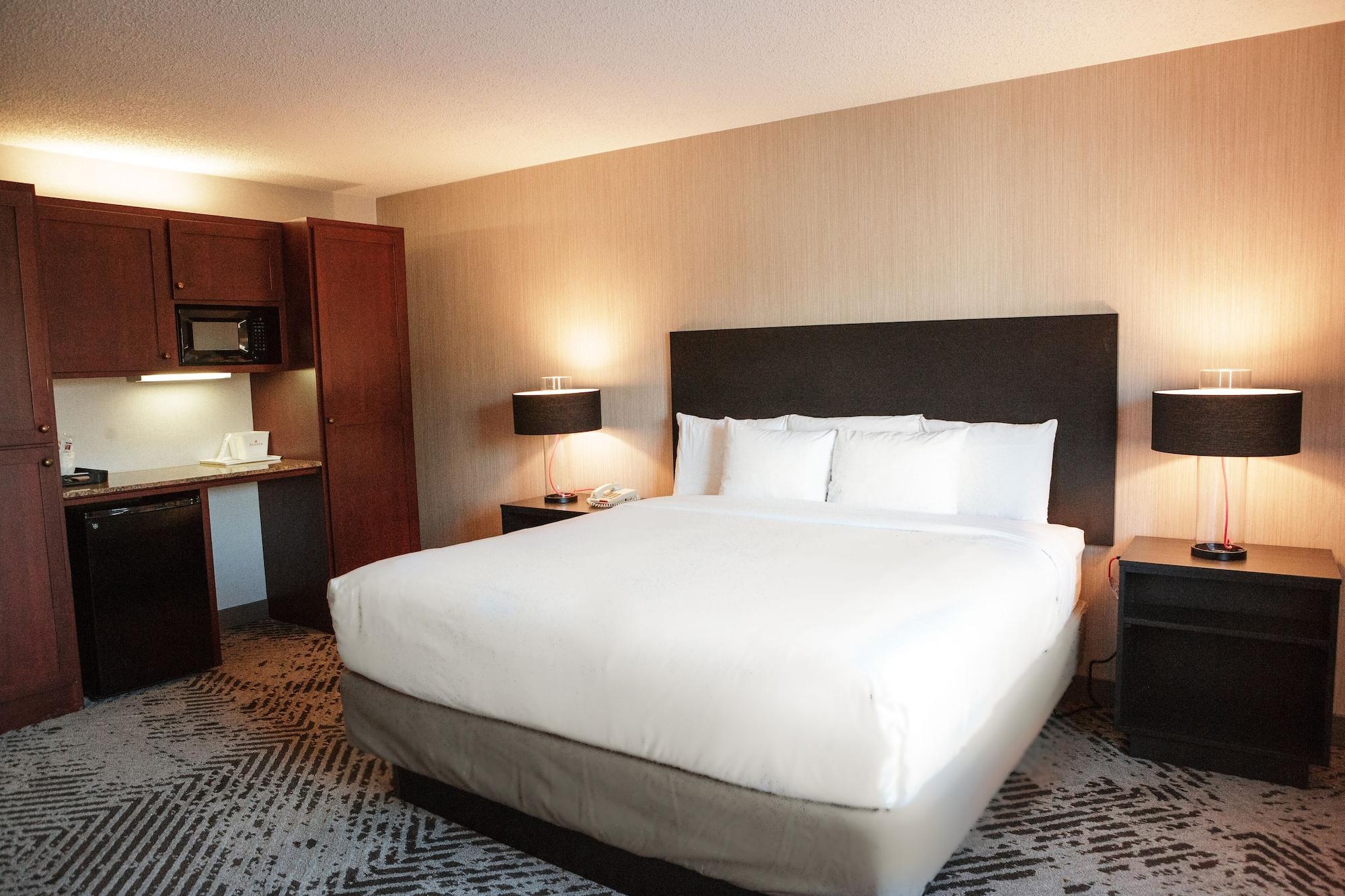 The Clover Hotel, Ascend Hotel Collection South Bend Bagian luar foto