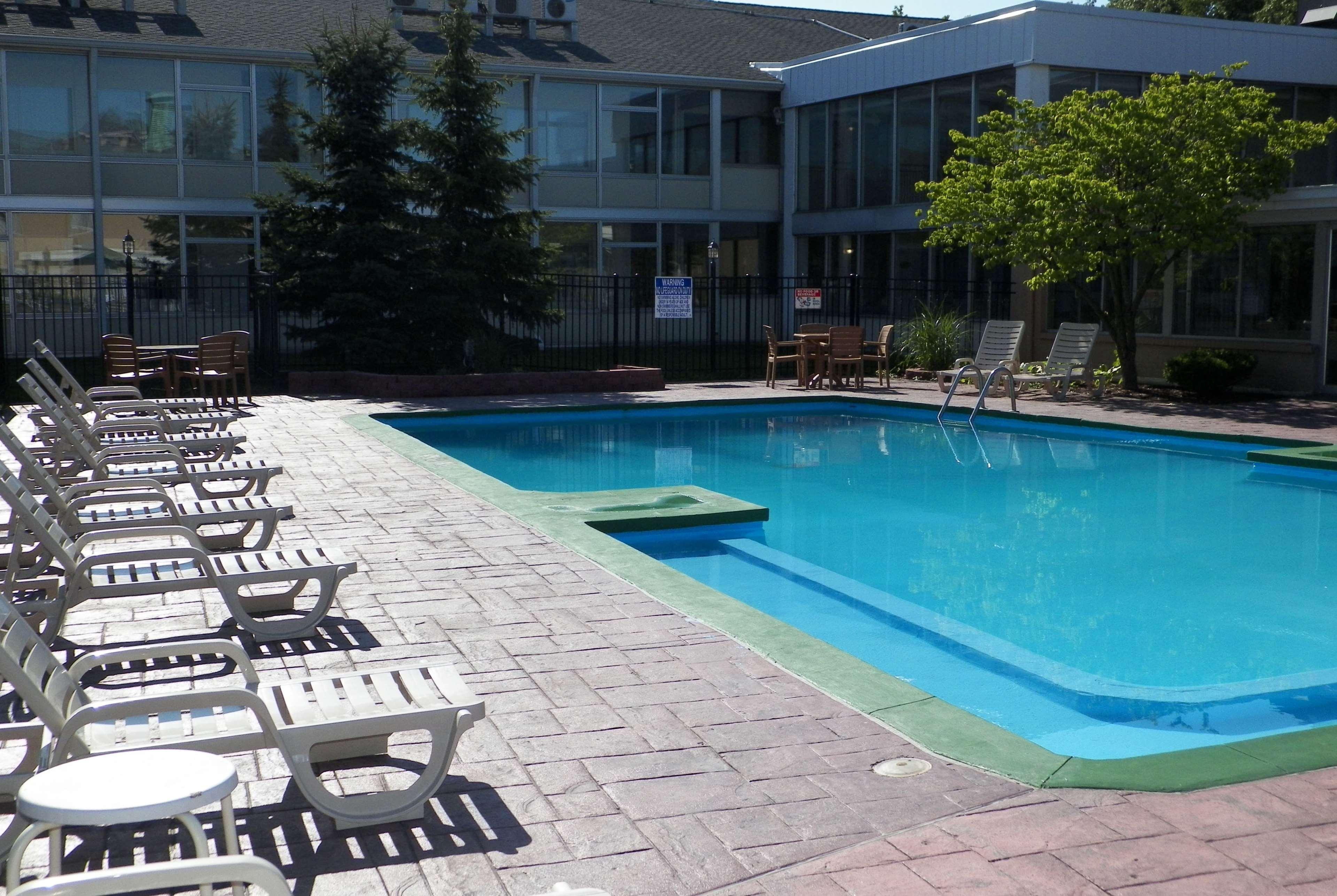 The Clover Hotel, Ascend Hotel Collection South Bend Bagian luar foto
