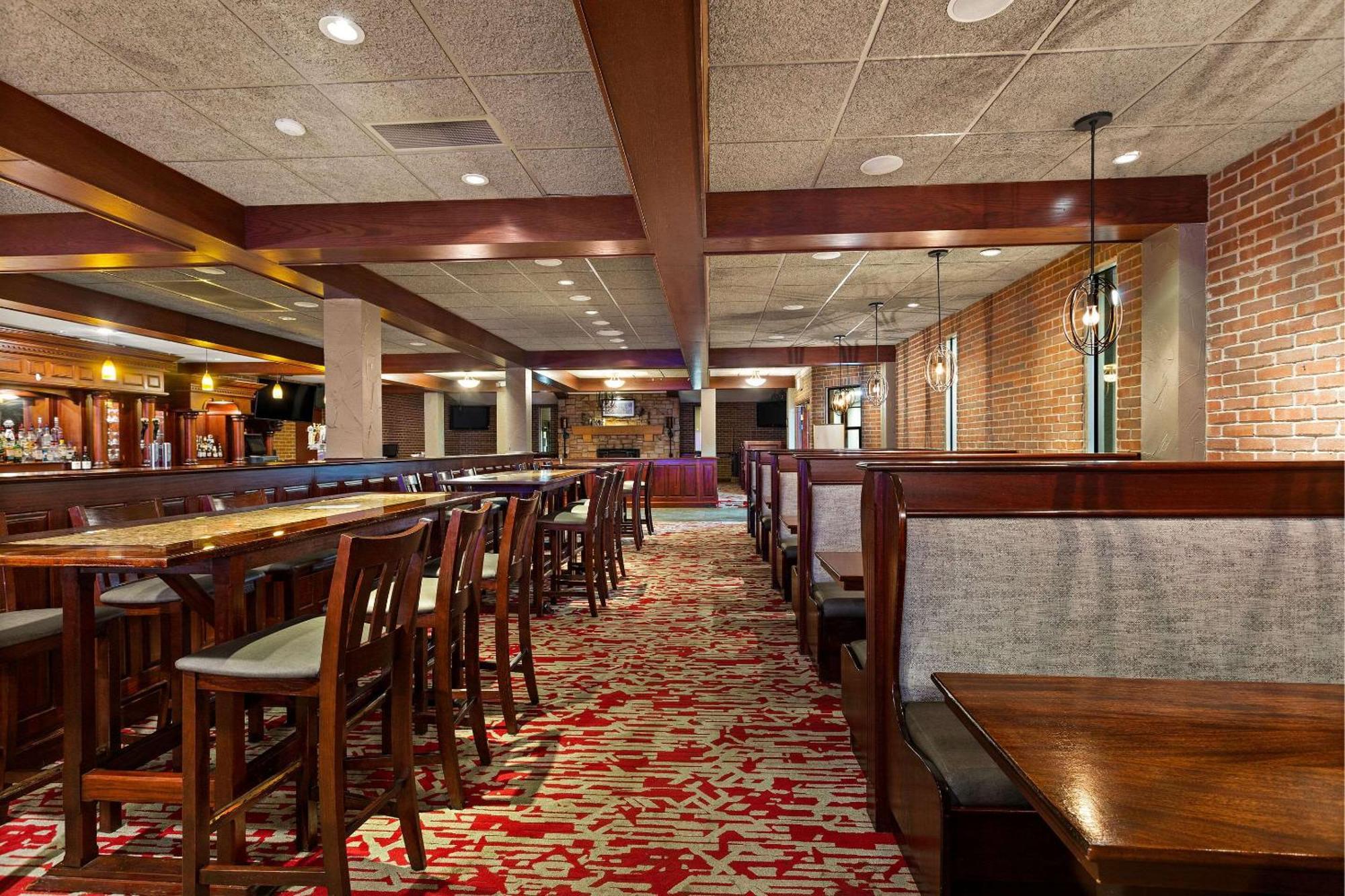 The Clover Hotel, Ascend Hotel Collection South Bend Bagian luar foto