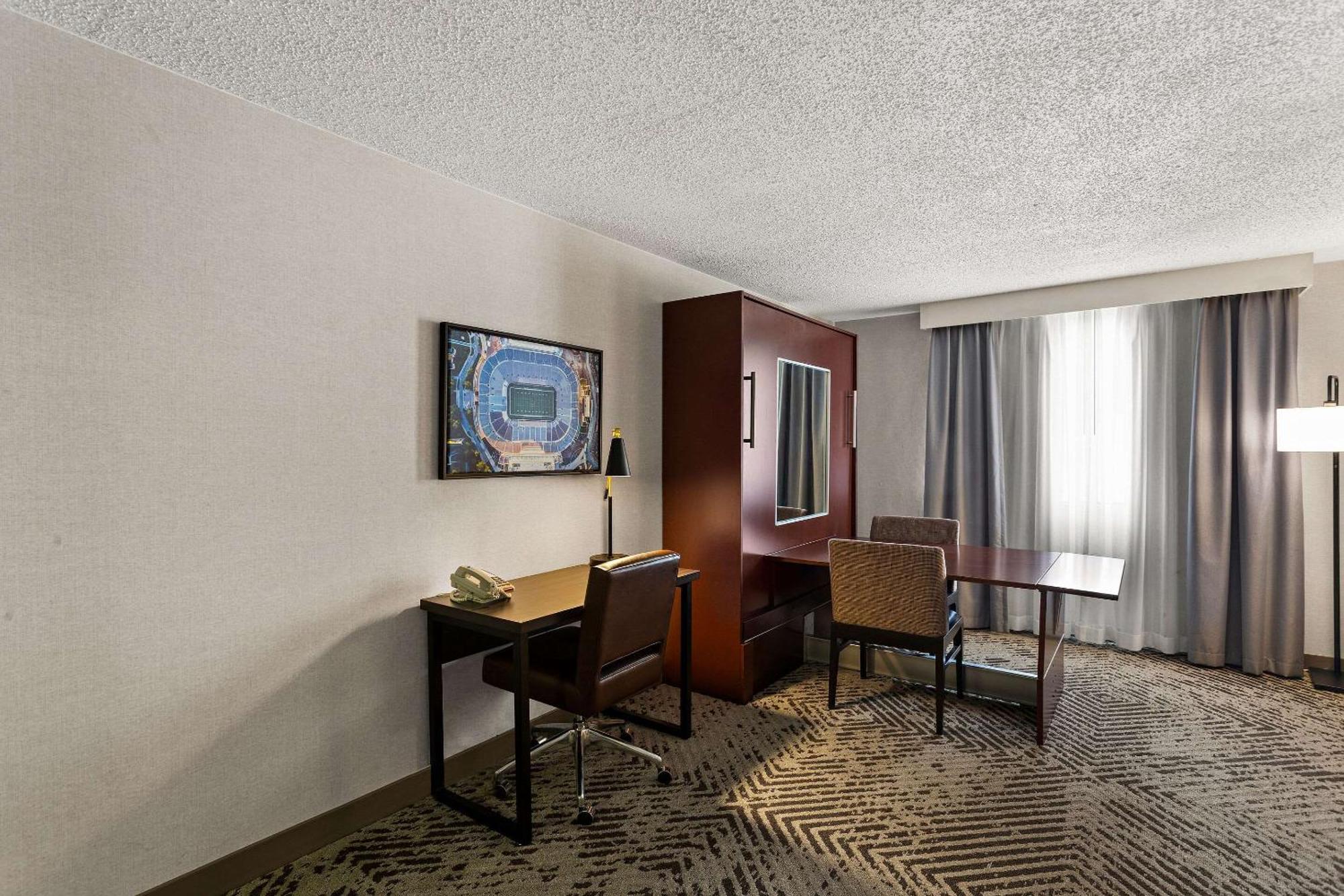 The Clover Hotel, Ascend Hotel Collection South Bend Bagian luar foto