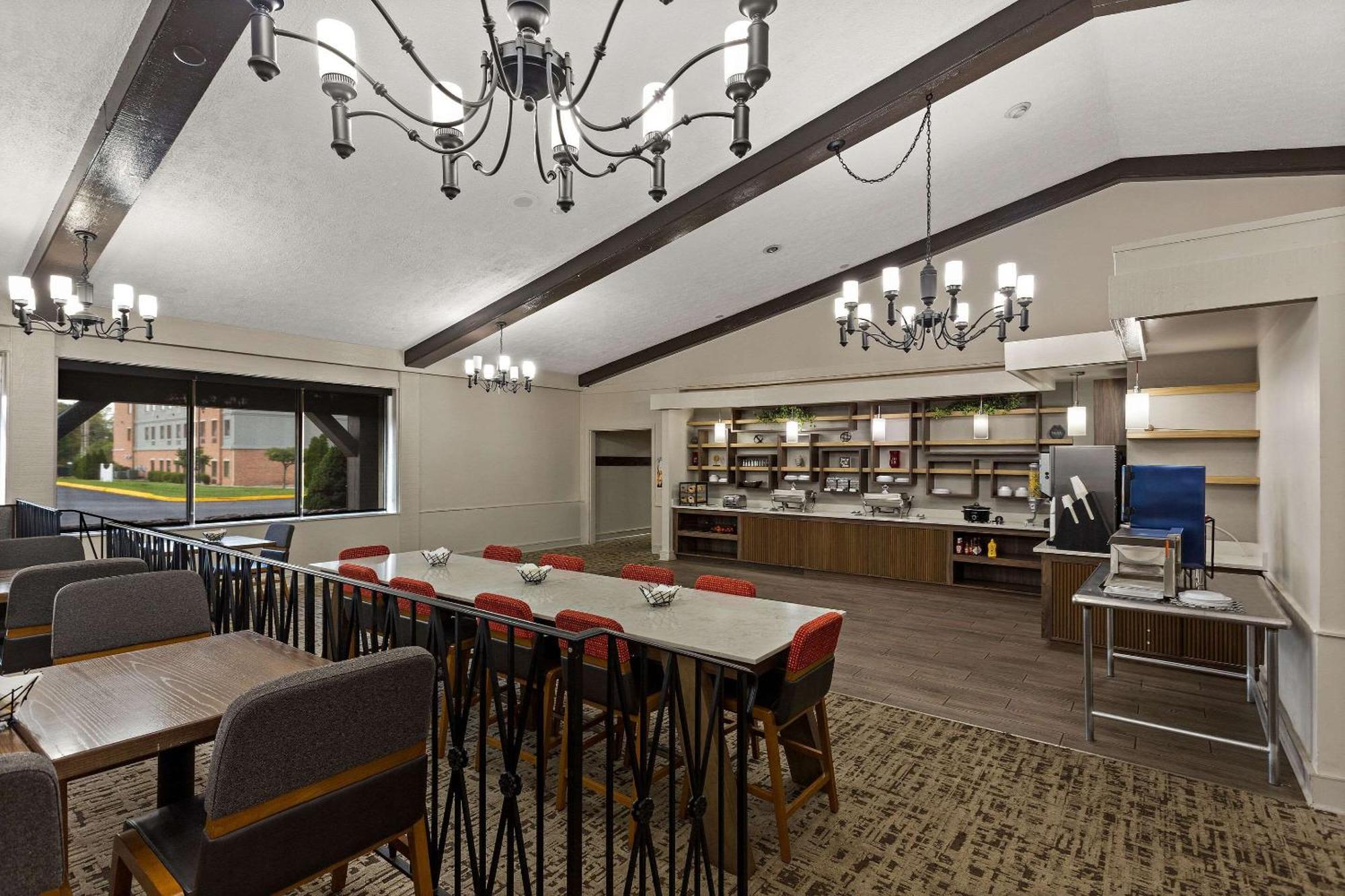 The Clover Hotel, Ascend Hotel Collection South Bend Bagian luar foto