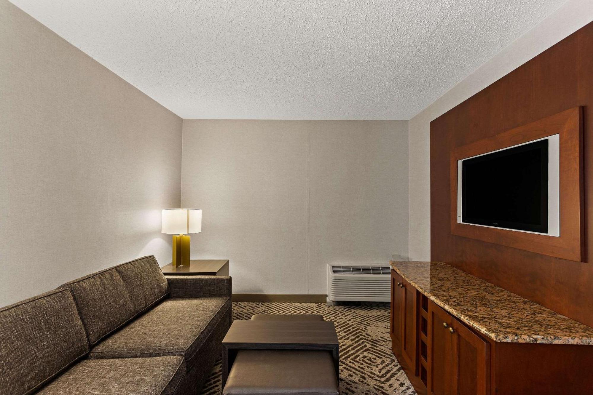 The Clover Hotel, Ascend Hotel Collection South Bend Bagian luar foto