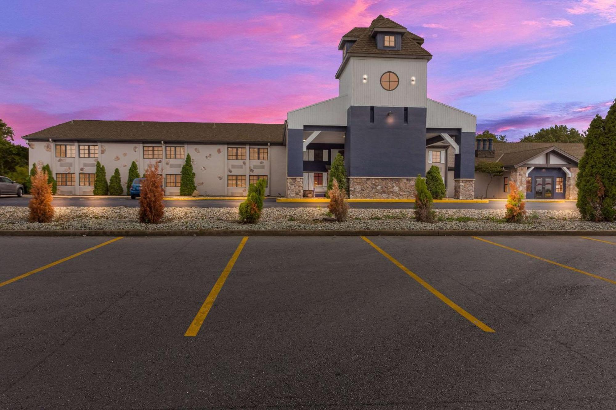 The Clover Hotel, Ascend Hotel Collection South Bend Bagian luar foto